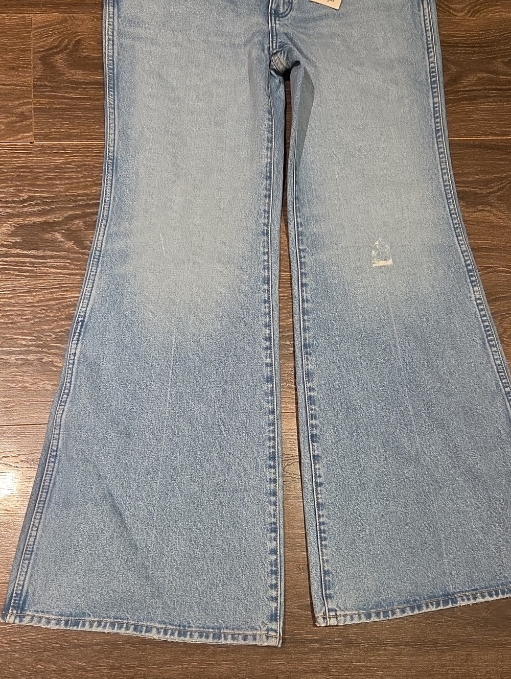 ❤ NWT! WRANGLER WANDERER HIGH RISE FLARE JEANS, 10 (30) - Picture 4 of 9